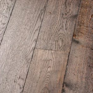 Parquet Noir pur largeur 150 mm par chêne de l'est