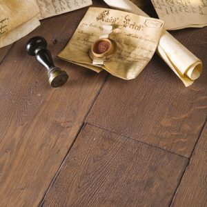 Parquet Terre d'ombre, largeur 190 mm par chêne de l'est