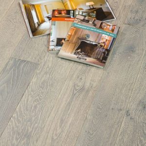 parquet contrecollé structuré gris baltique par chêne de l'est