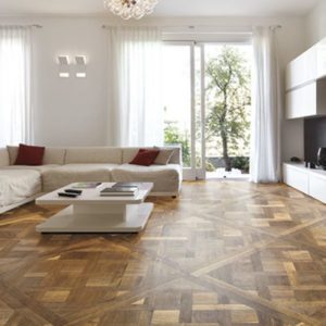 Parquet Versailles vieilli - n° 2 aspect bois brut huilé par chêne de l'est